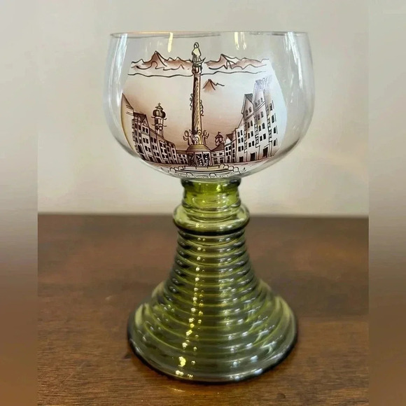 Decorated 4.75" Beehive Green Stem Cordial ~Brandy~Miniature Wine Glass See Note - Picture 1 of 7